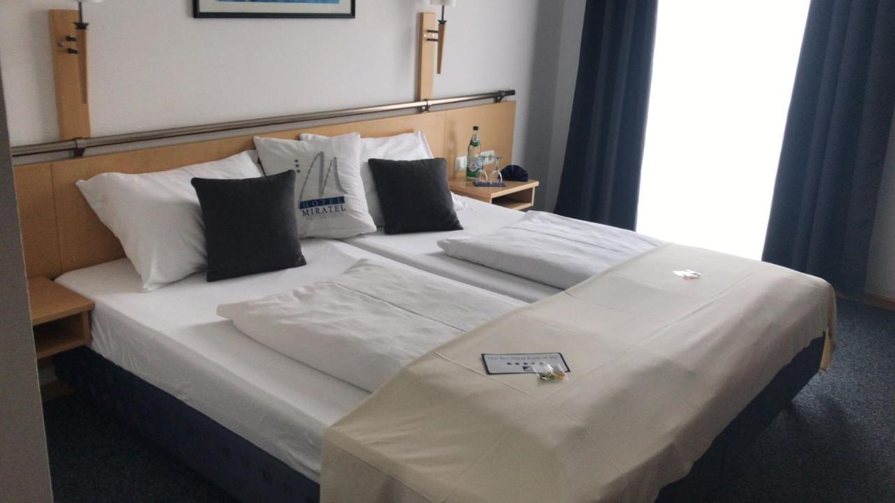 Miratel Hotel Mitterteich Bagian luar foto