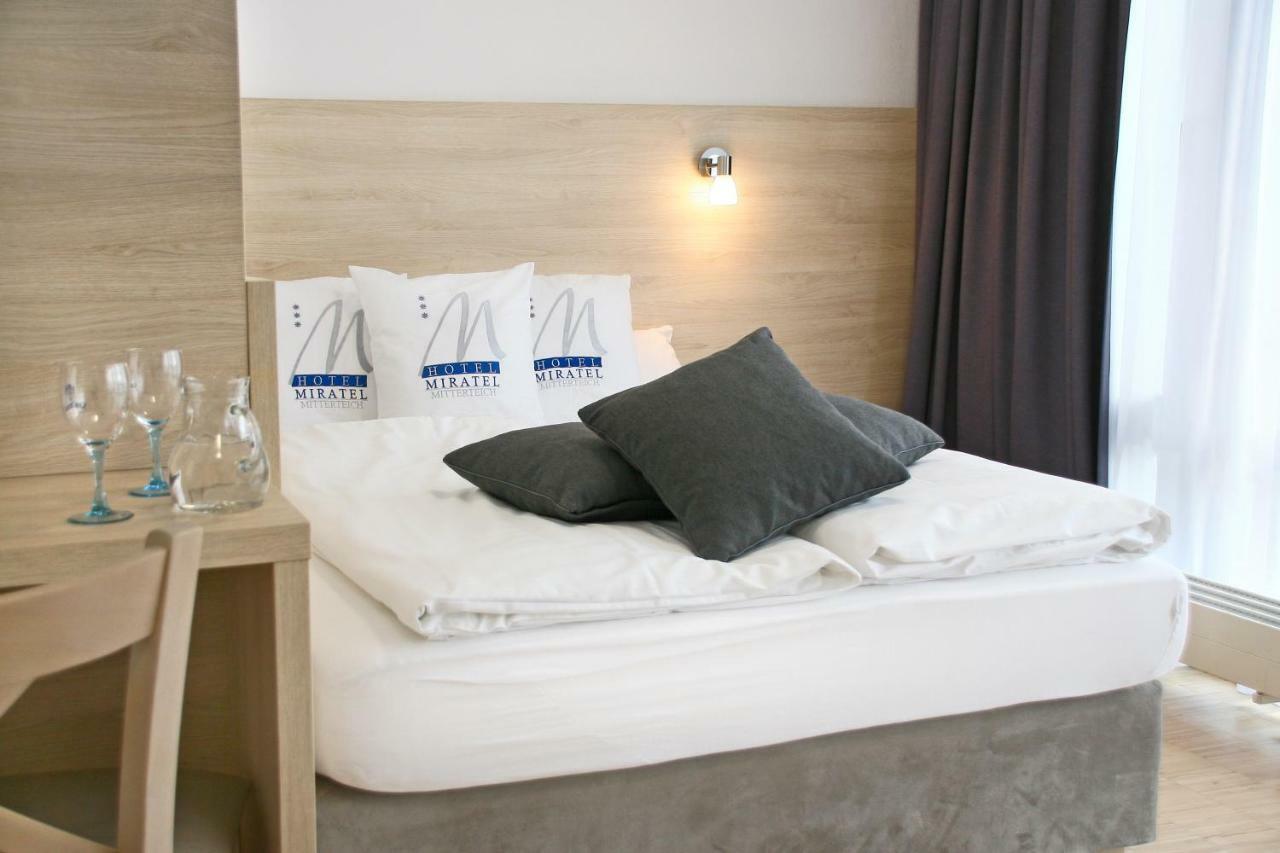 Miratel Hotel Mitterteich Bagian luar foto