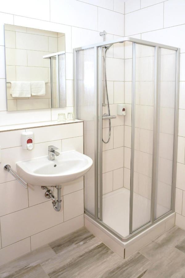 Miratel Hotel Mitterteich Bagian luar foto
