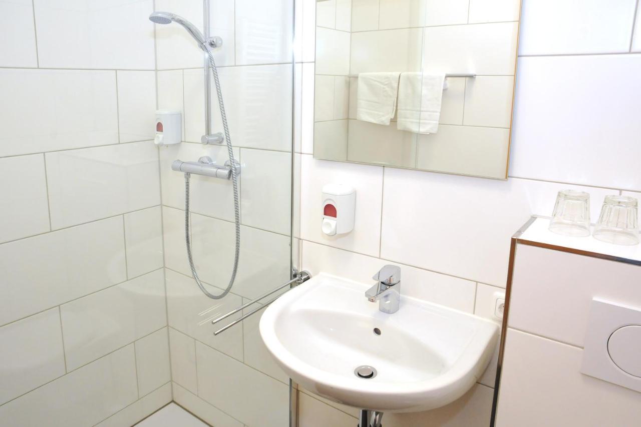 Miratel Hotel Mitterteich Bagian luar foto