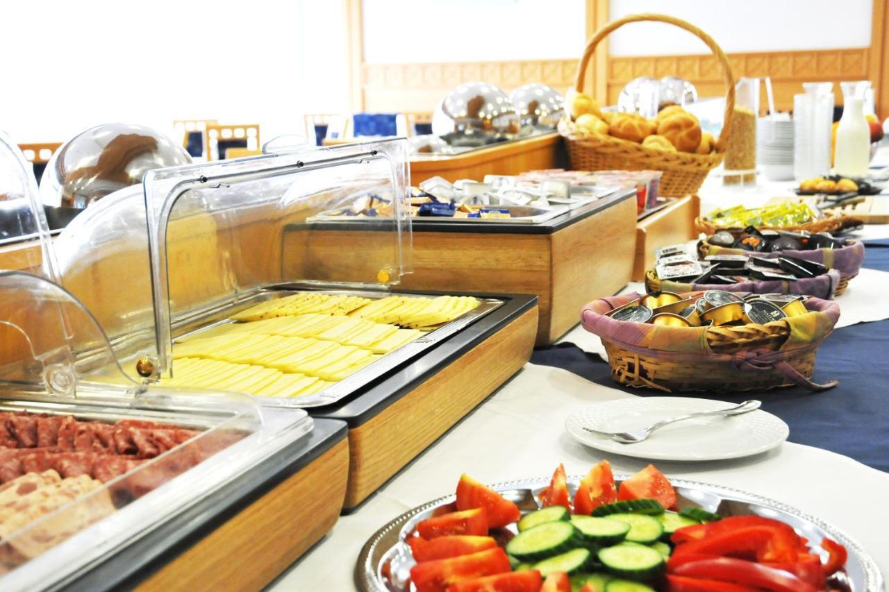 Miratel Hotel Mitterteich Bagian luar foto